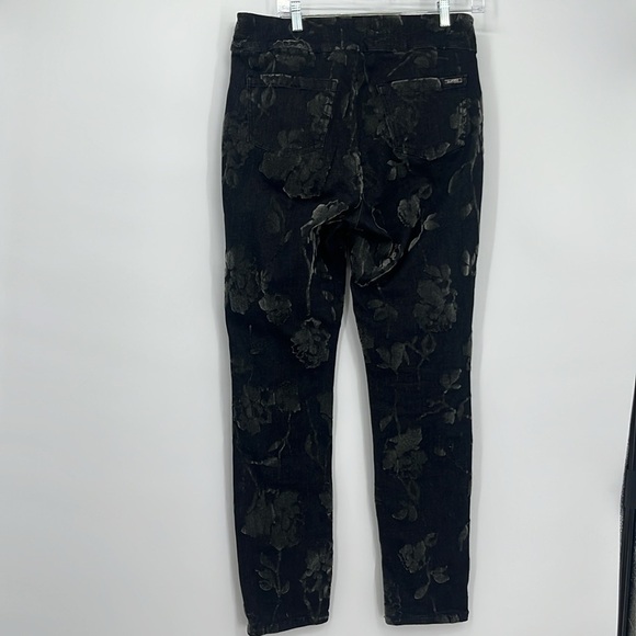 Joseph Ribkoff Black Floral Velvet Burnout Jeans Women’s Size 10 Excellent - Picture 7 of 11
